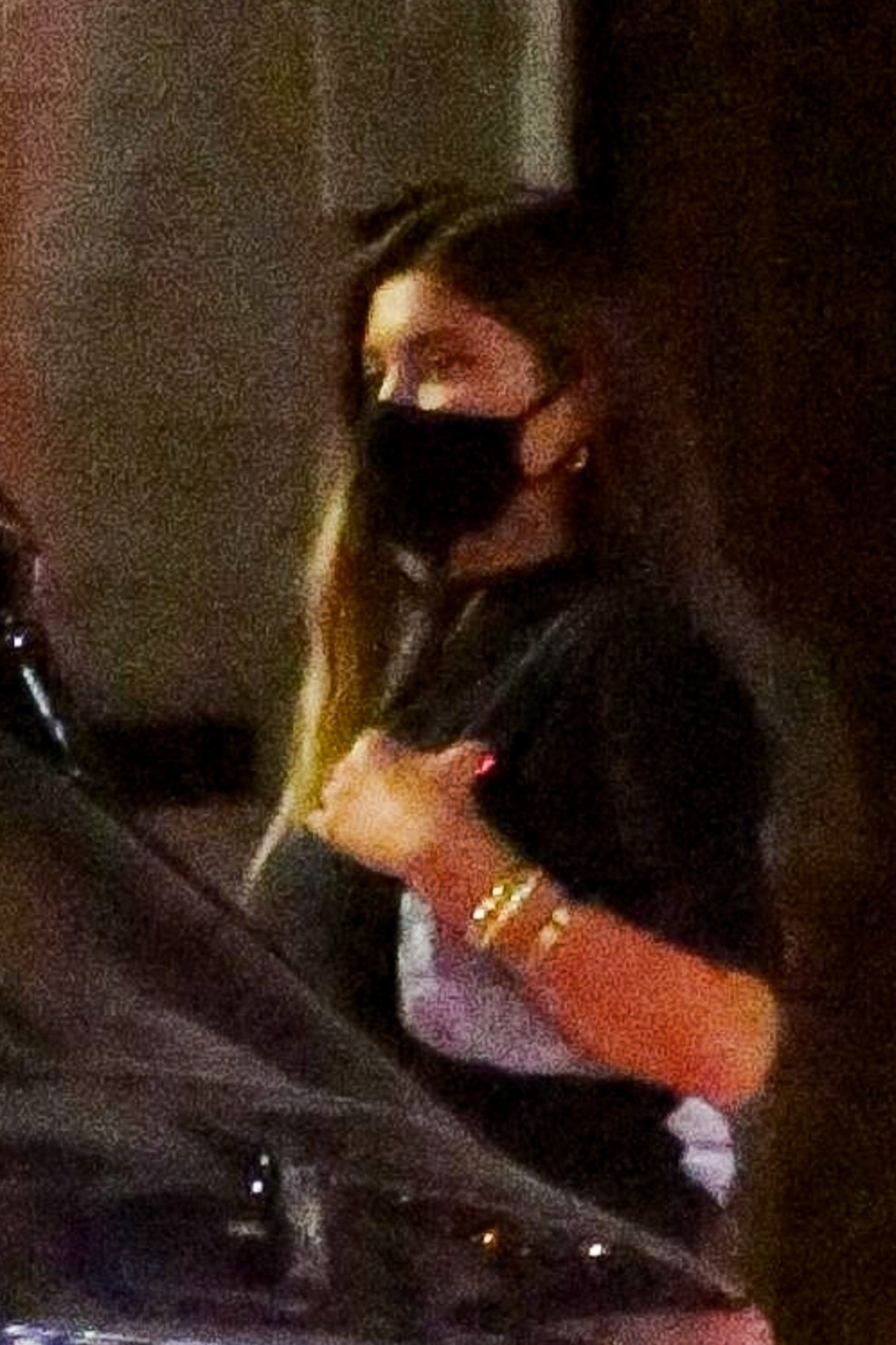 Access_Kardashian_001.jpg