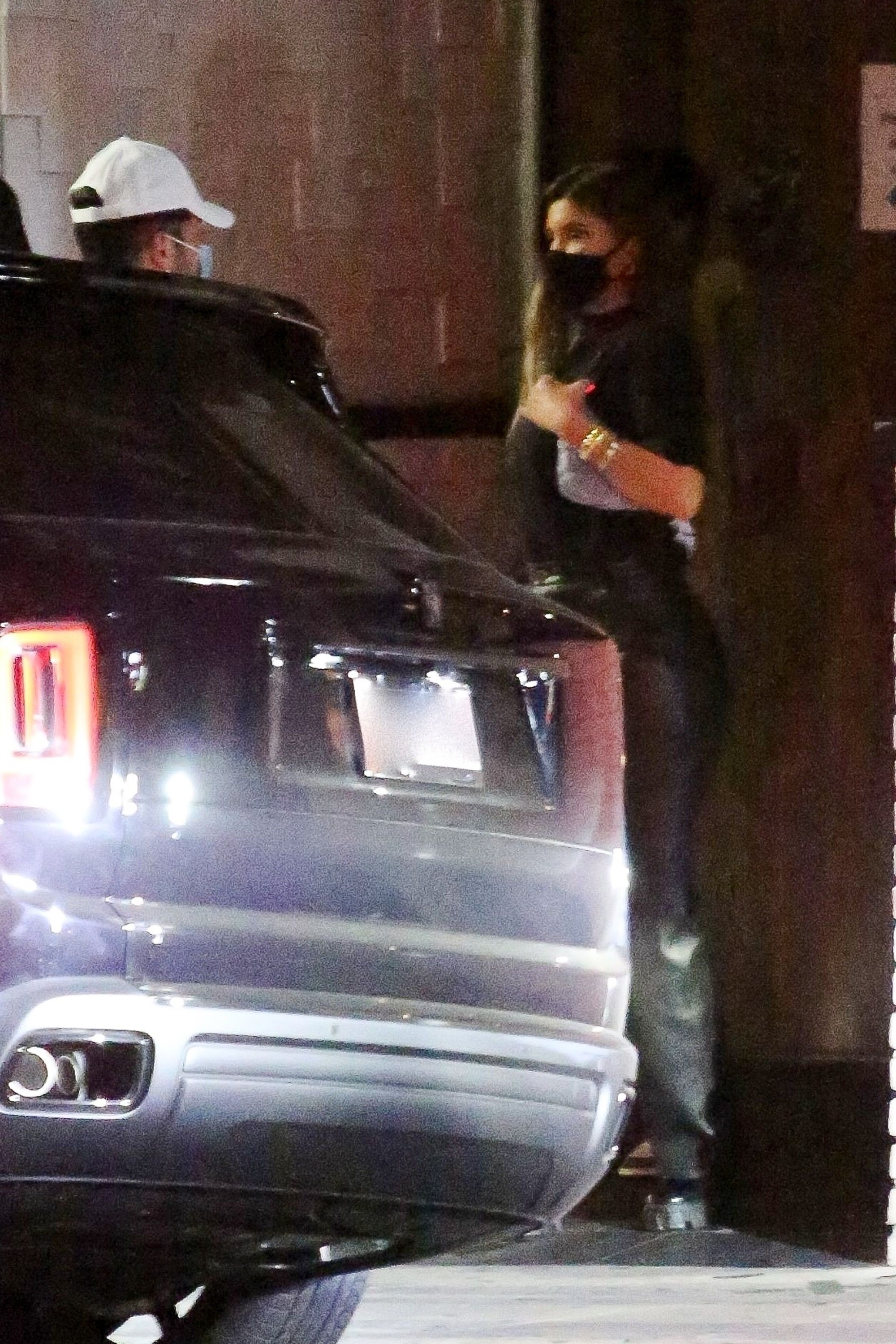 Access_Kardashian_002.jpg