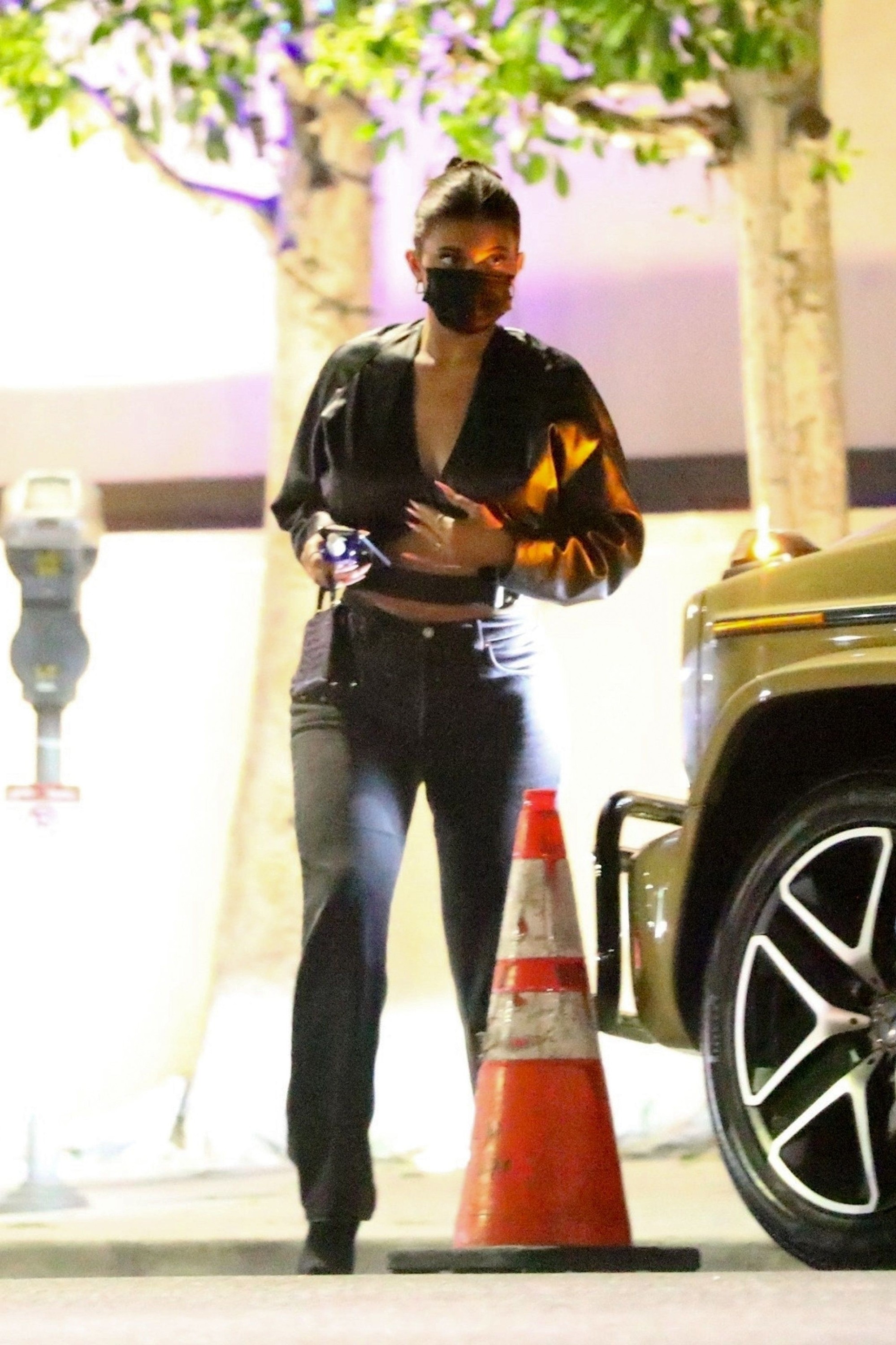 Access_Kardashian_003.jpg