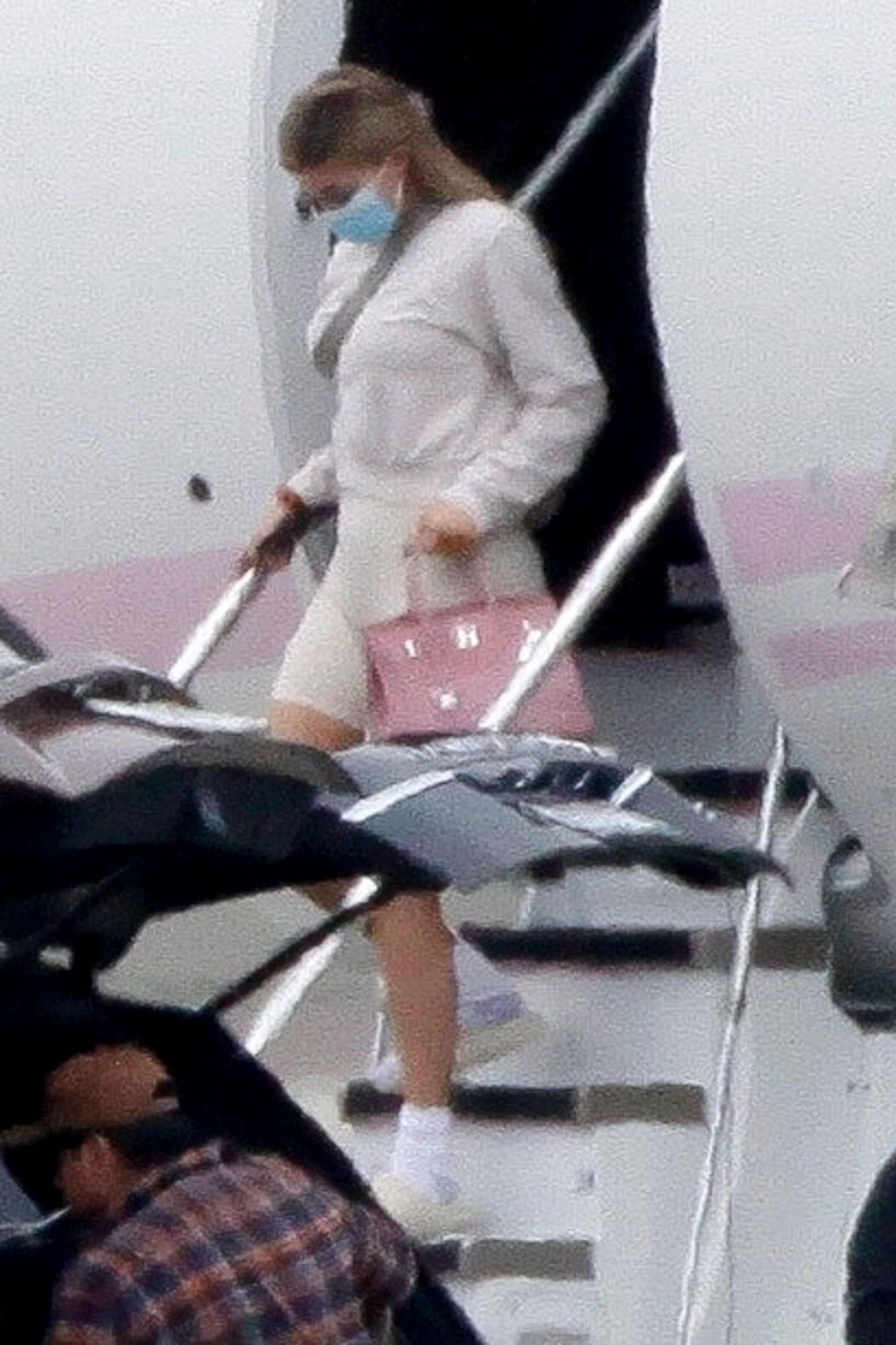 Access_Kardashian_001.jpg