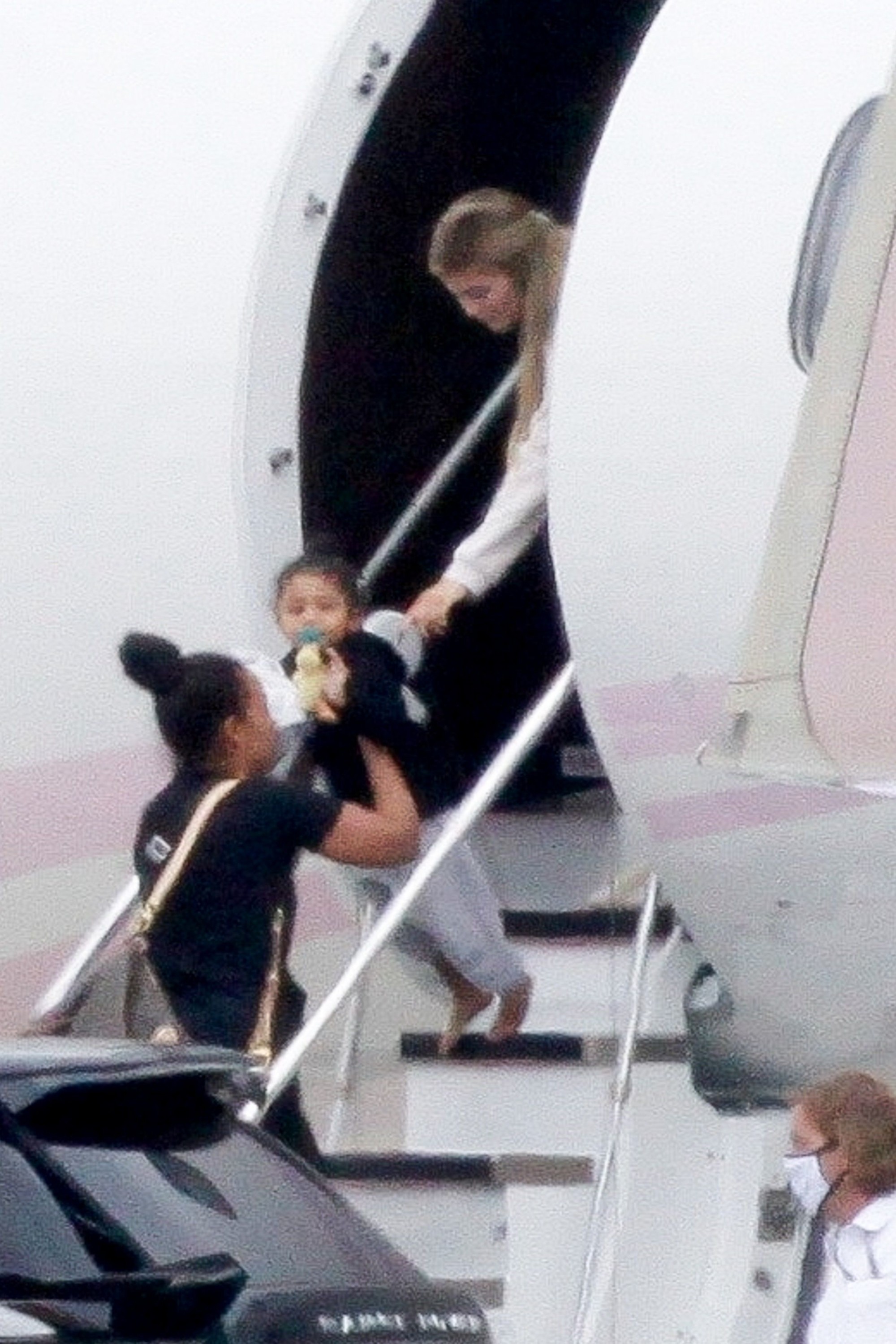 Access_Kardashian_002.jpg