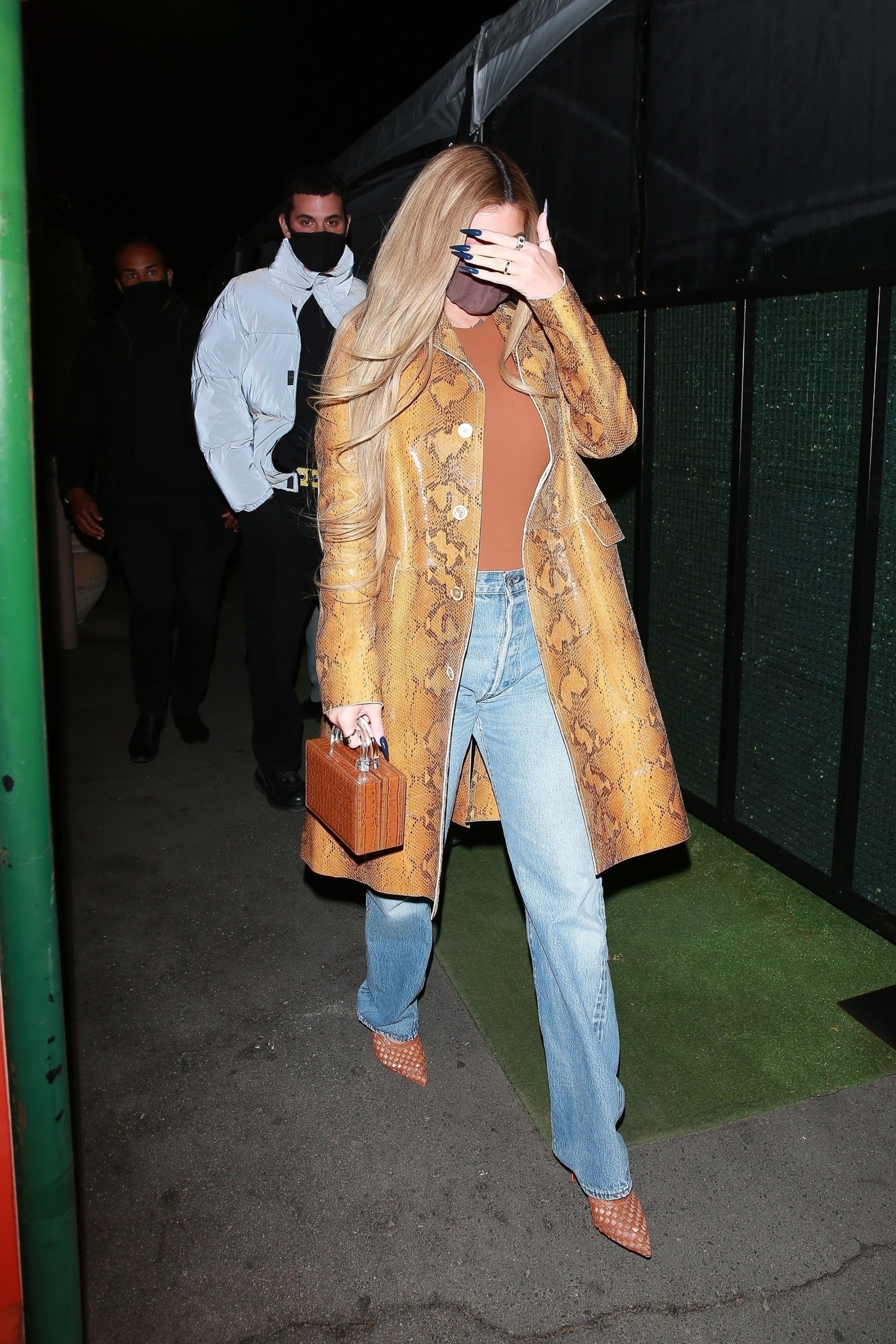Access_Kardashian_004.jpg
