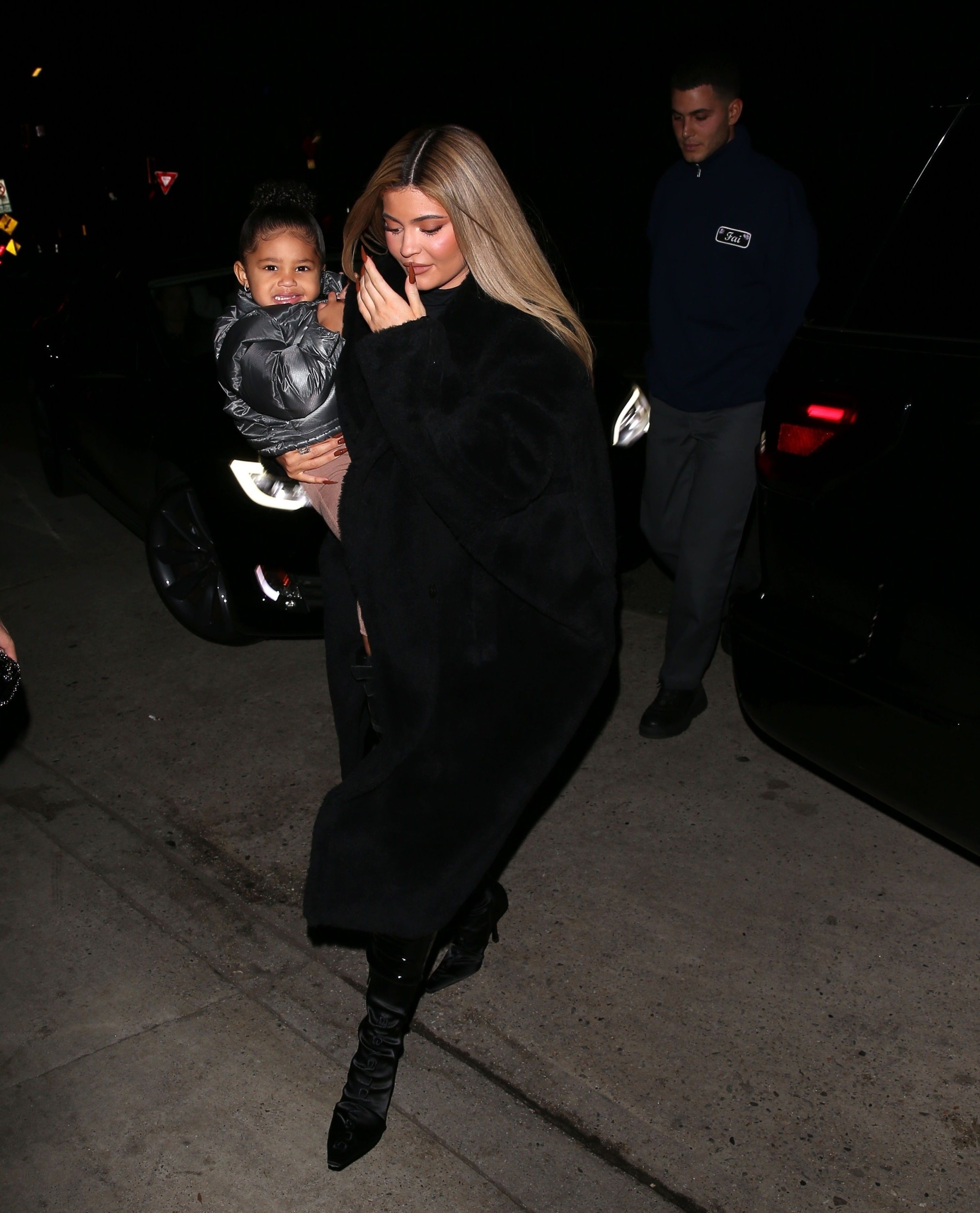 Access_Kardashian_003.jpg