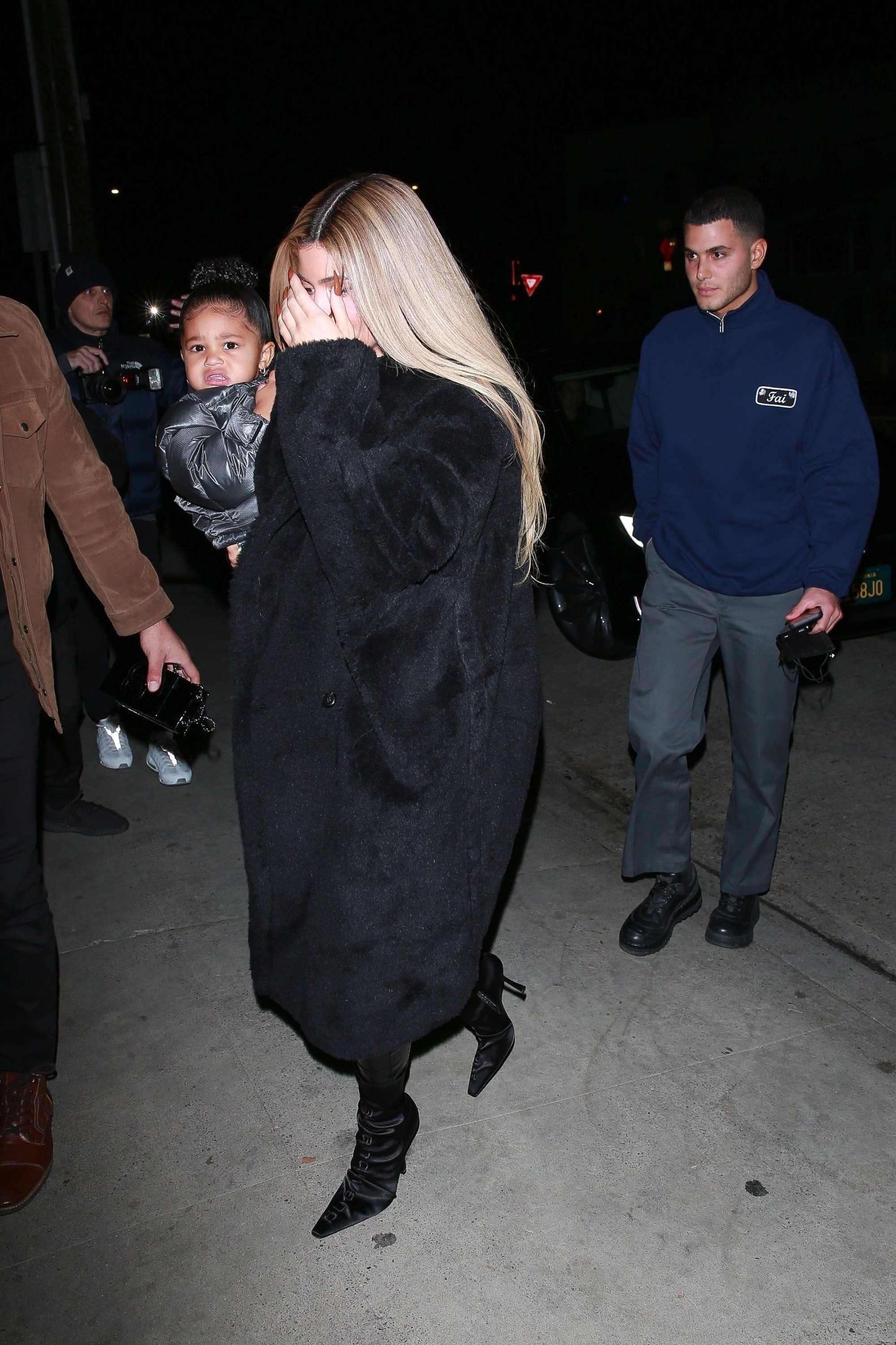 Access_Kardashian_010~0.jpg