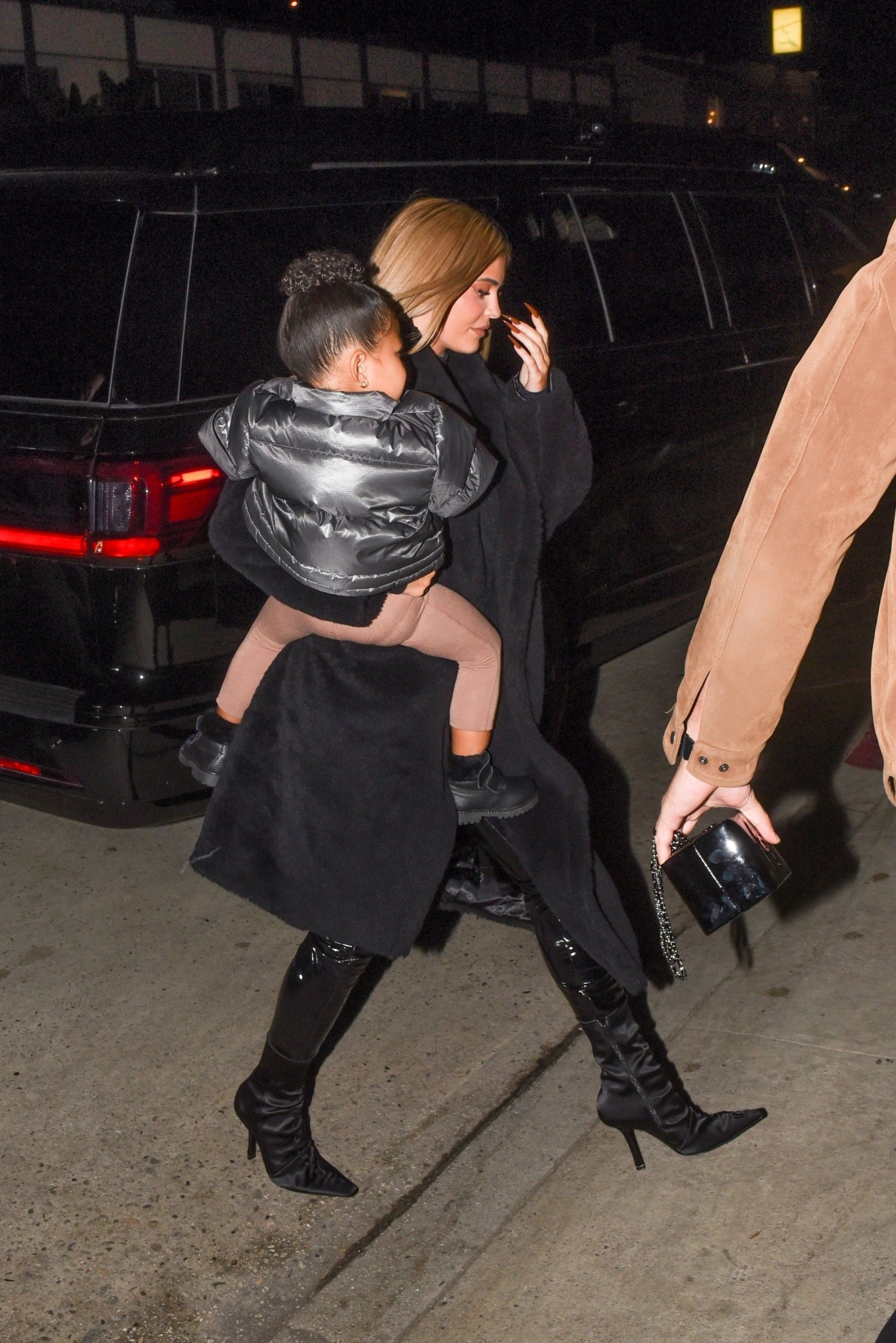 Access_Kardashian_017.jpg