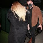 Access_Kardashian_012~0.jpg