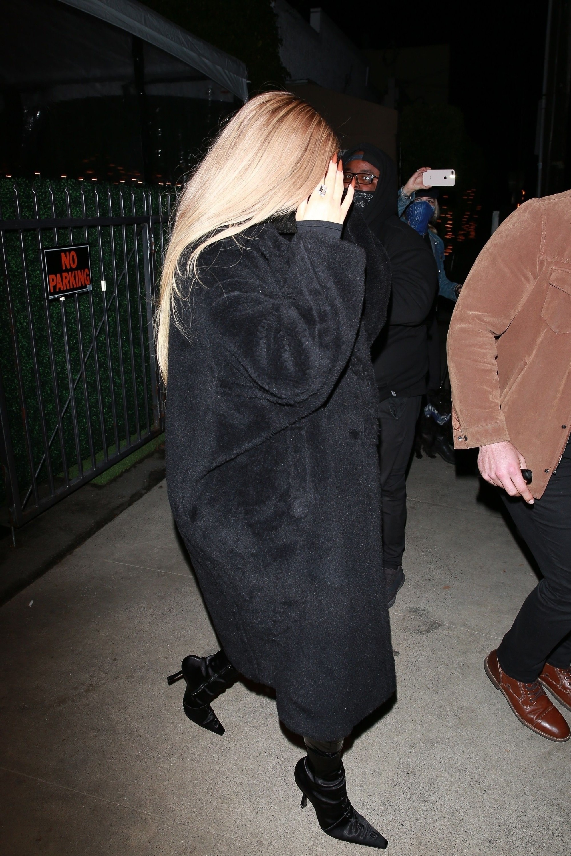 Access_Kardashian_005.jpg