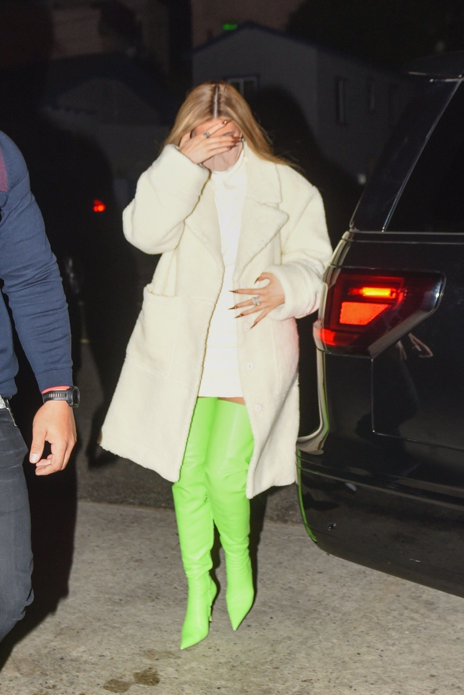 Access_Kardashian_004.jpg