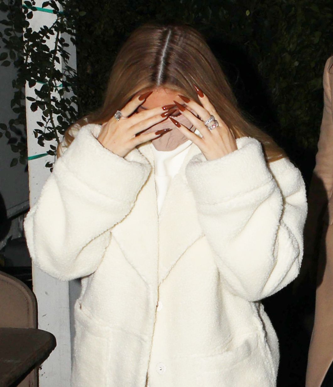 Access_Kardashian_005~1.jpg
