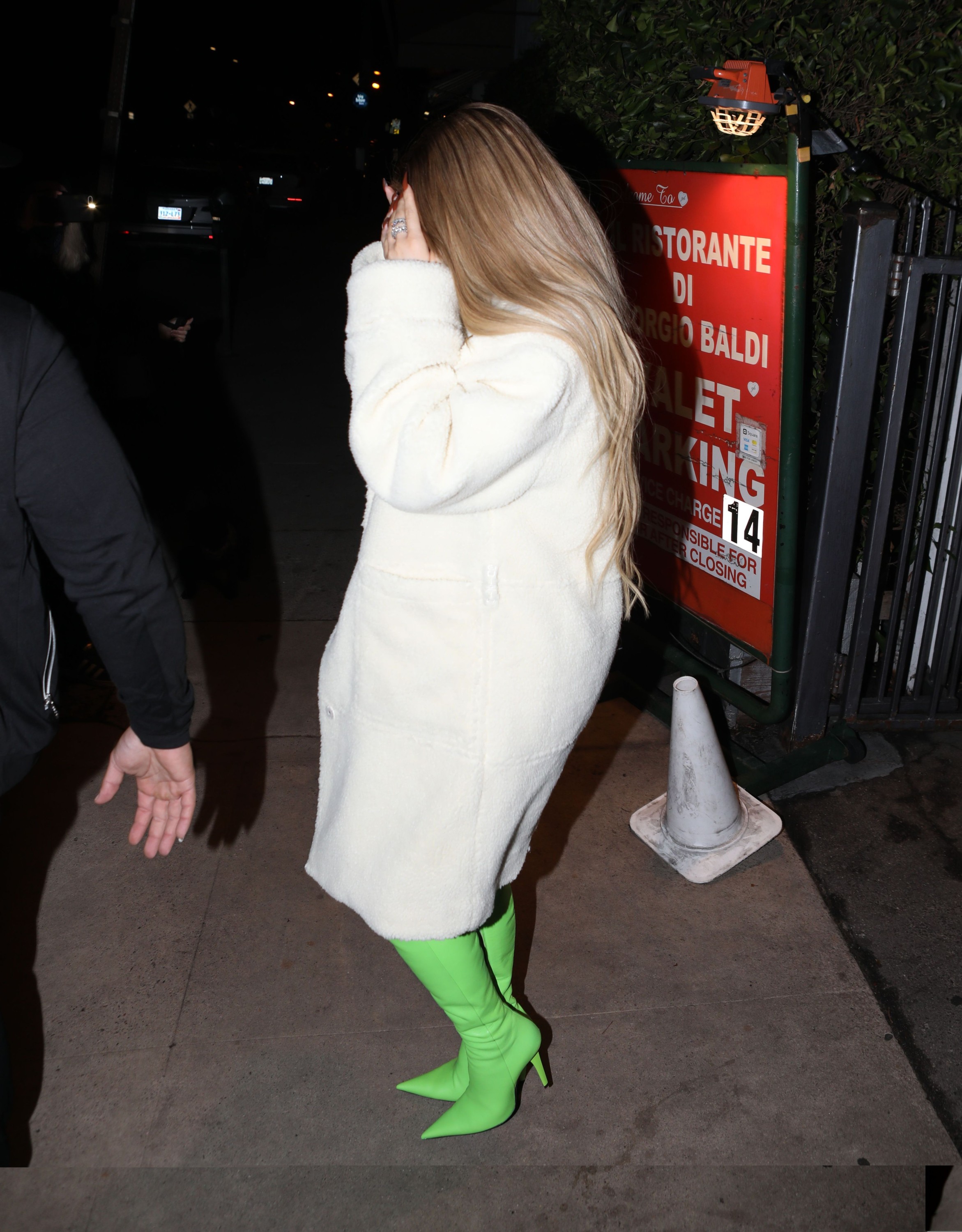 Access_Kardashian_019.jpg
