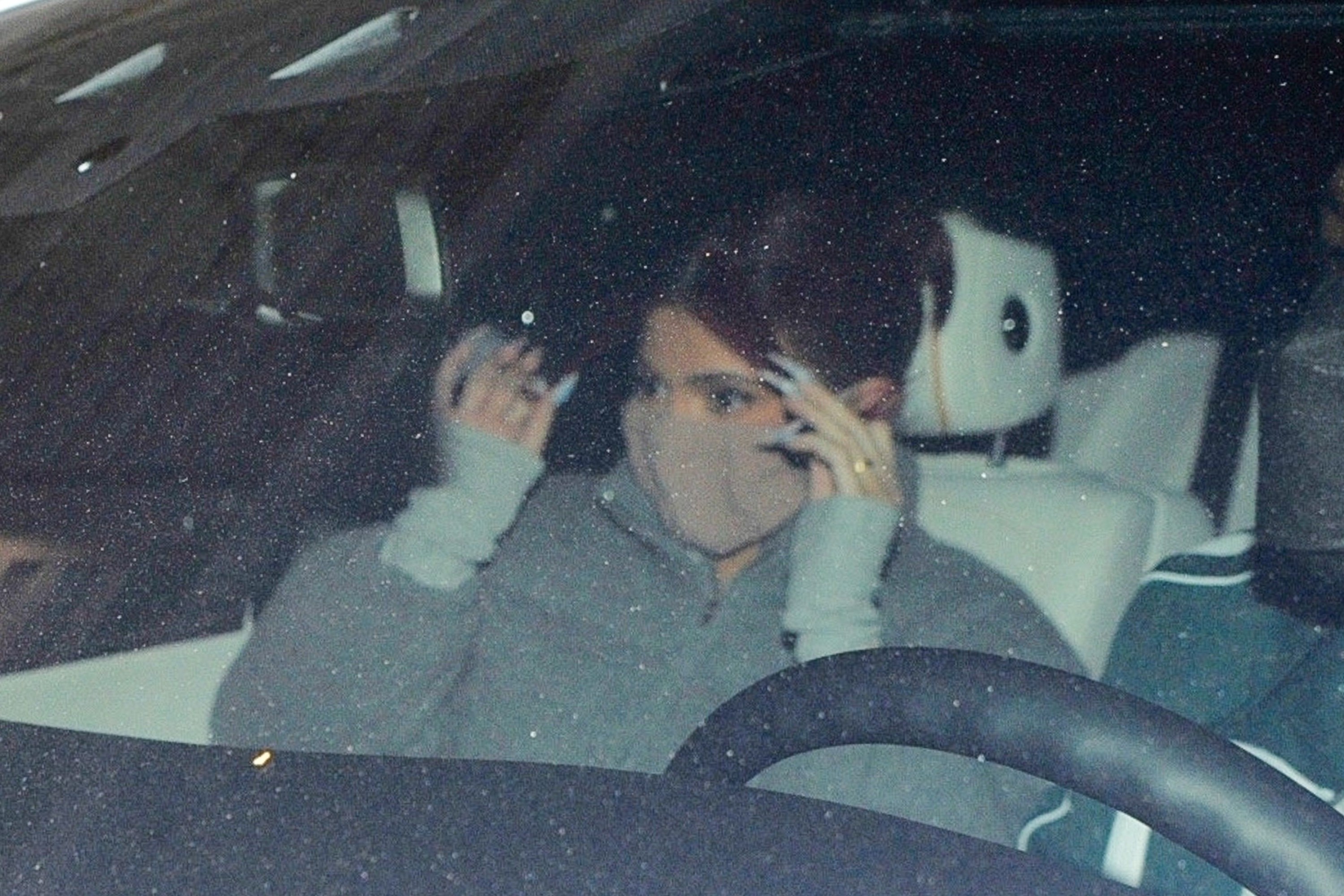 Access_Kardashian_006~0.jpg