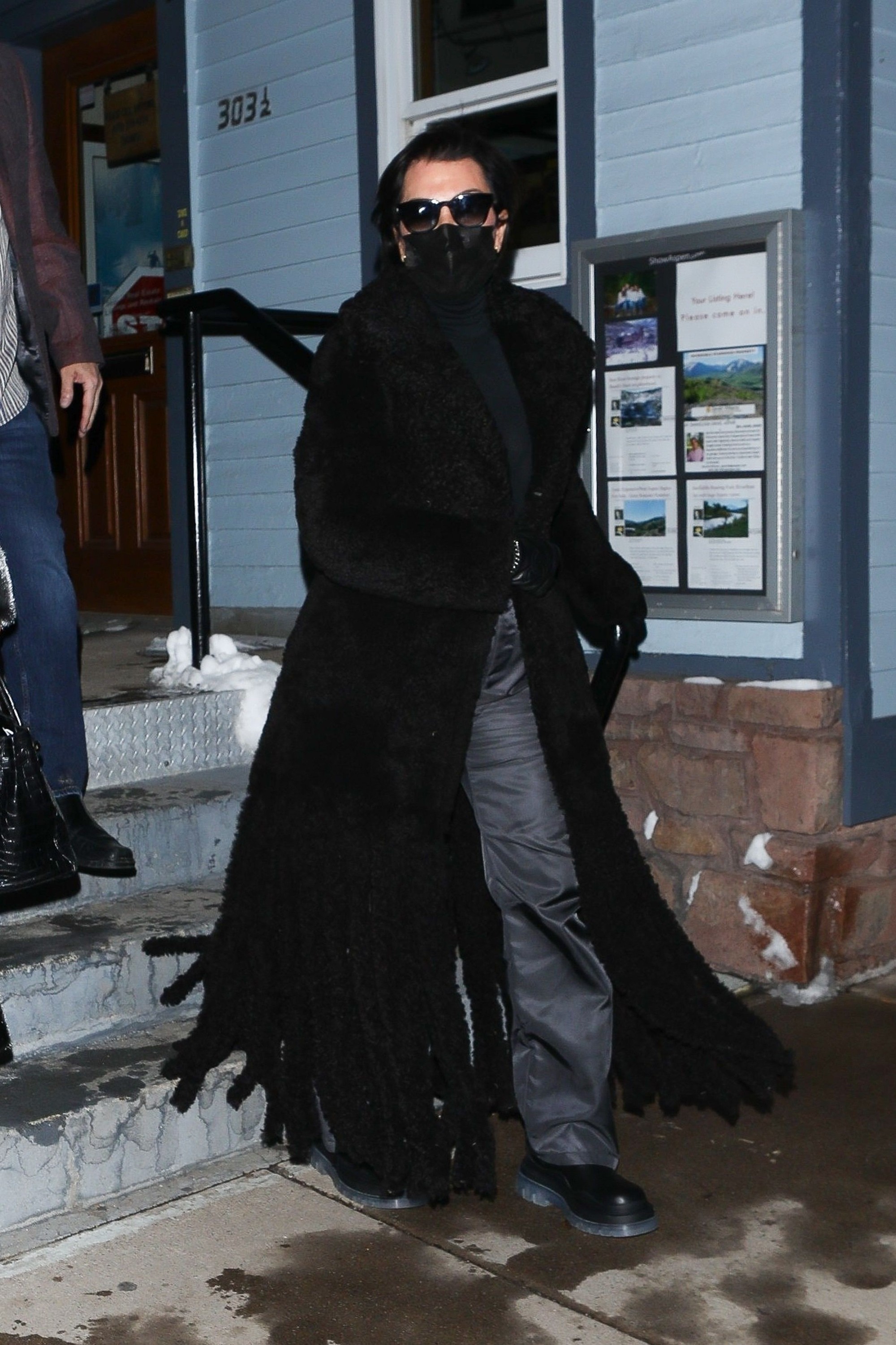 Access_Kardashian_002.jpg