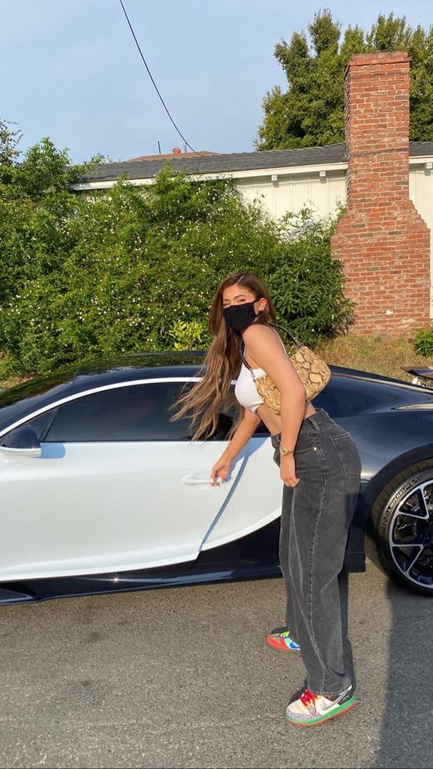 Access_Kardashian_017~2.jpg
