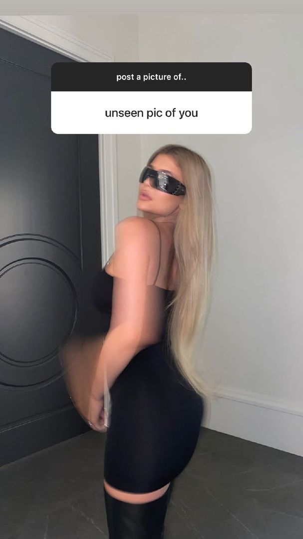 Access_Kardashian_018~3.jpg