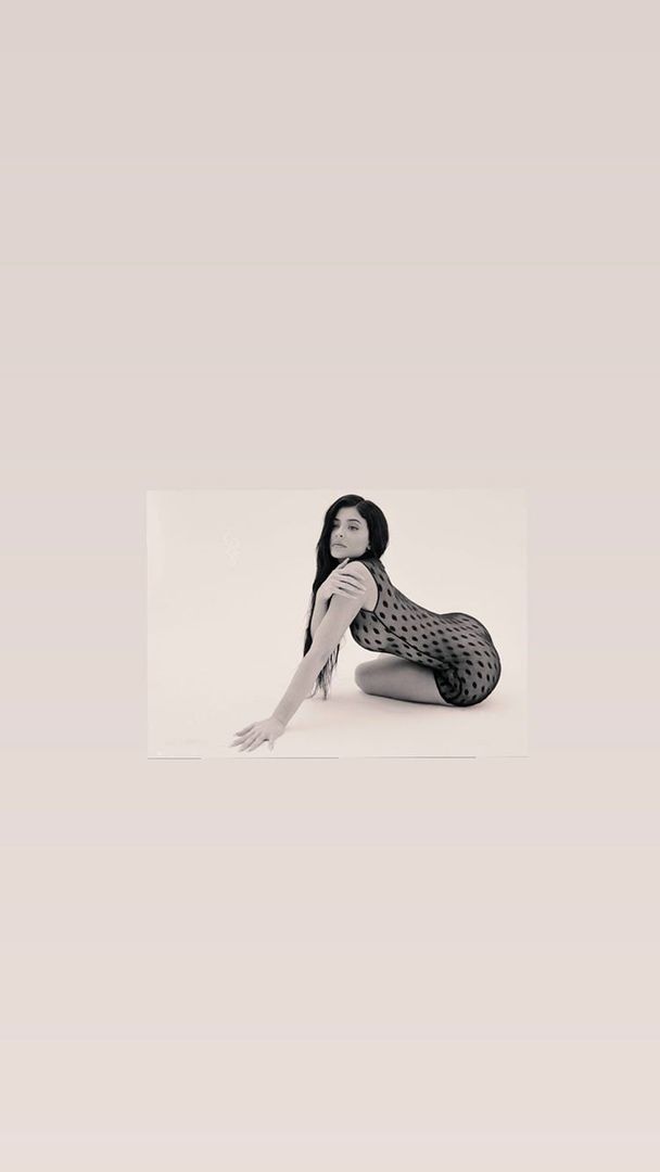 Access_Kardashian_055~0.jpg