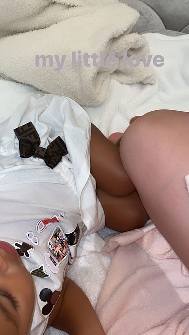 Access_Kardashian_061~0.jpg
