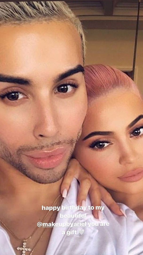 Access_Kardashian_103~1.jpg