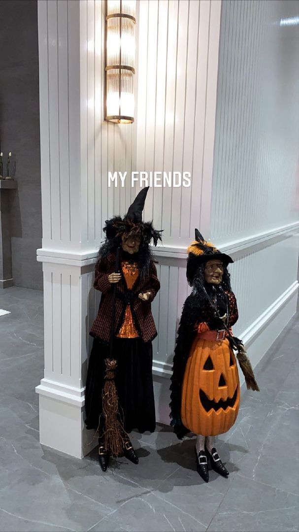 Access_Kardashian_114~2.jpg