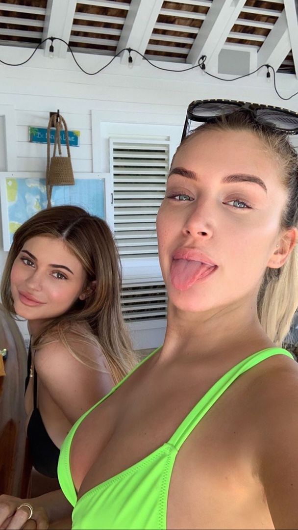 Access_Kardashian_158.jpg