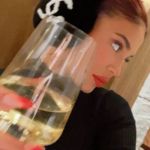 Access_Kardashian_121~2.jpg