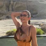 Access_Kardashian_159~1.jpg