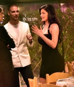 Access_Kardashian_003~0.jpg
