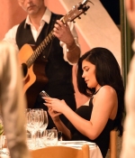 Access_Kardashian_007~0.jpg