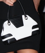 Access_Kardashian_002~1.jpg