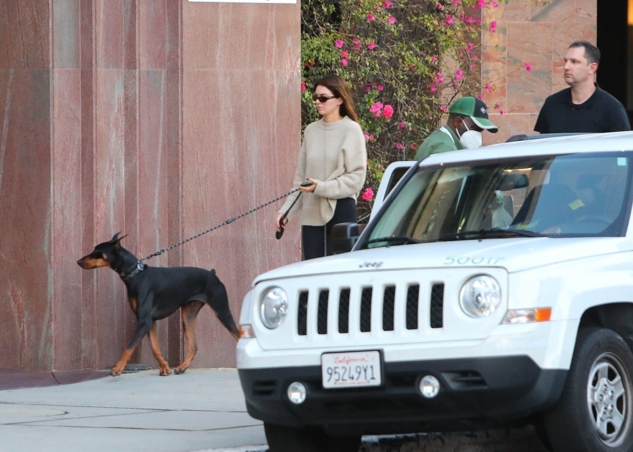 Access_Kardashian_001.jpg