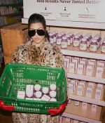 Access_Kardashian_28229.jpg