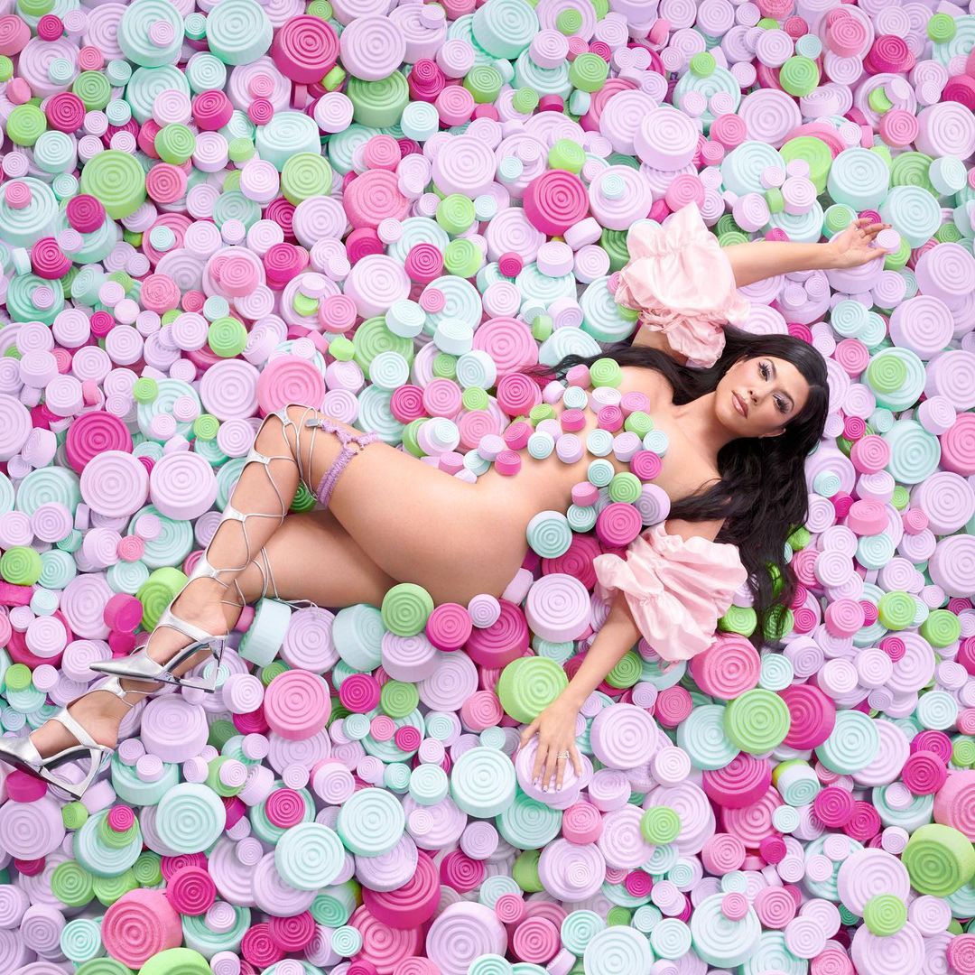 Access_Kardashian_001.jpg