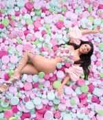 Access_Kardashian_001.jpg