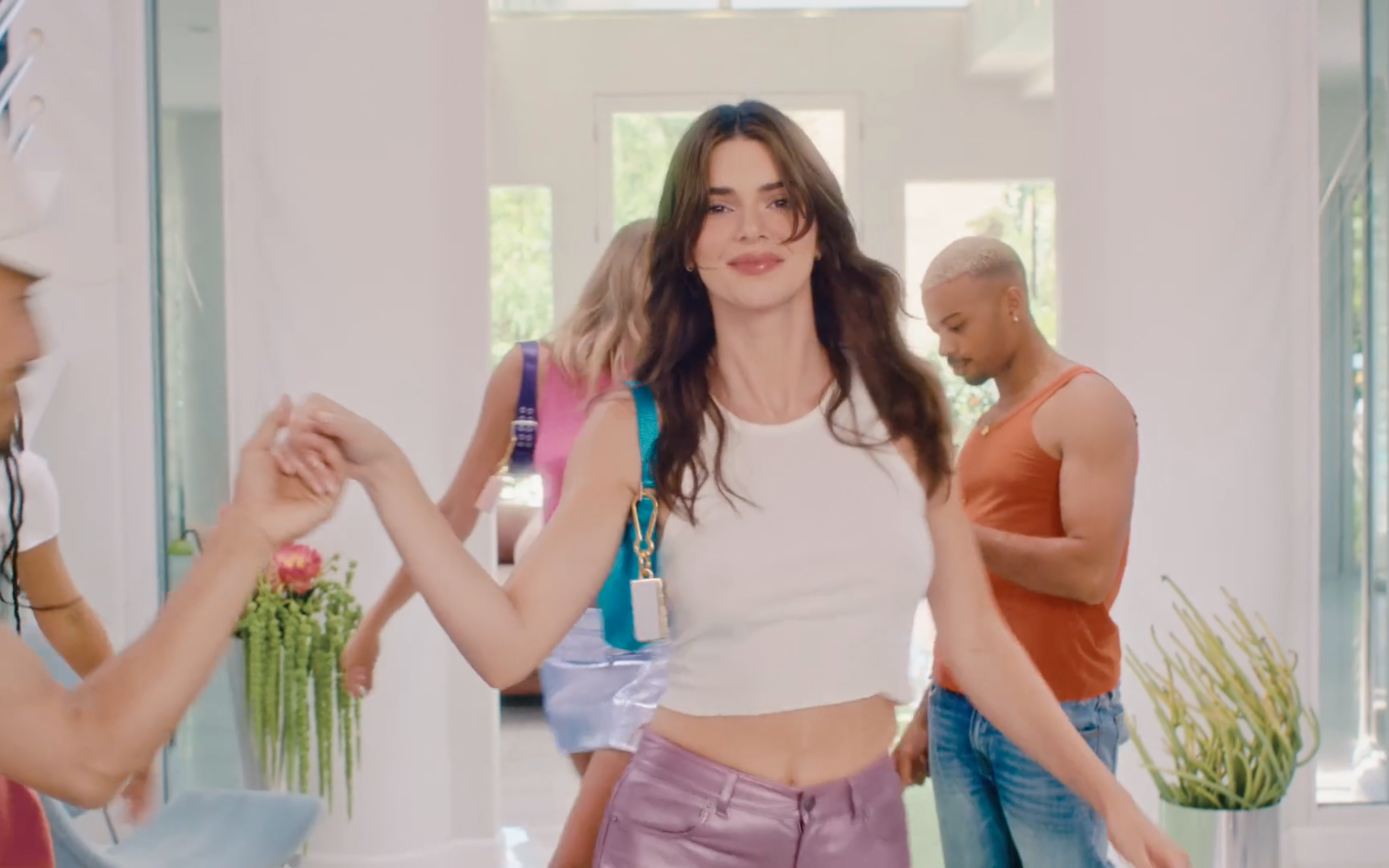 Access_Kardashian_014.png