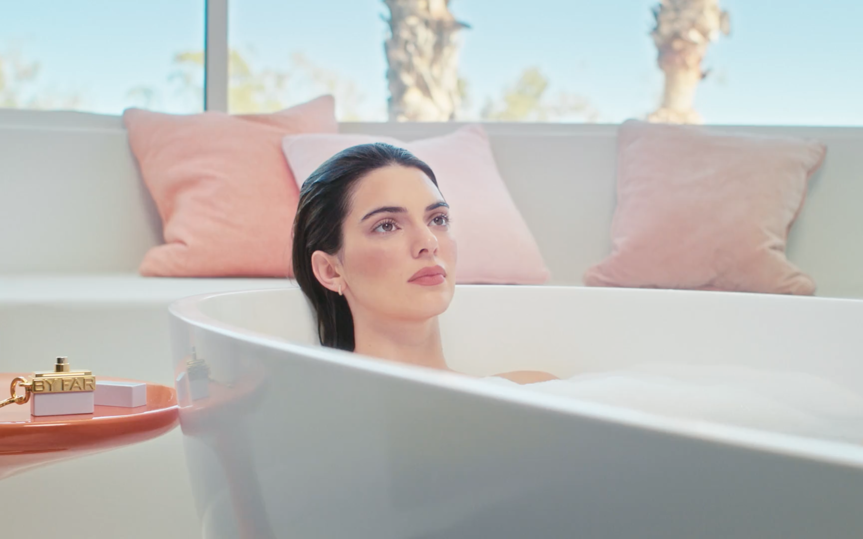 Access_Kardashian_046.png