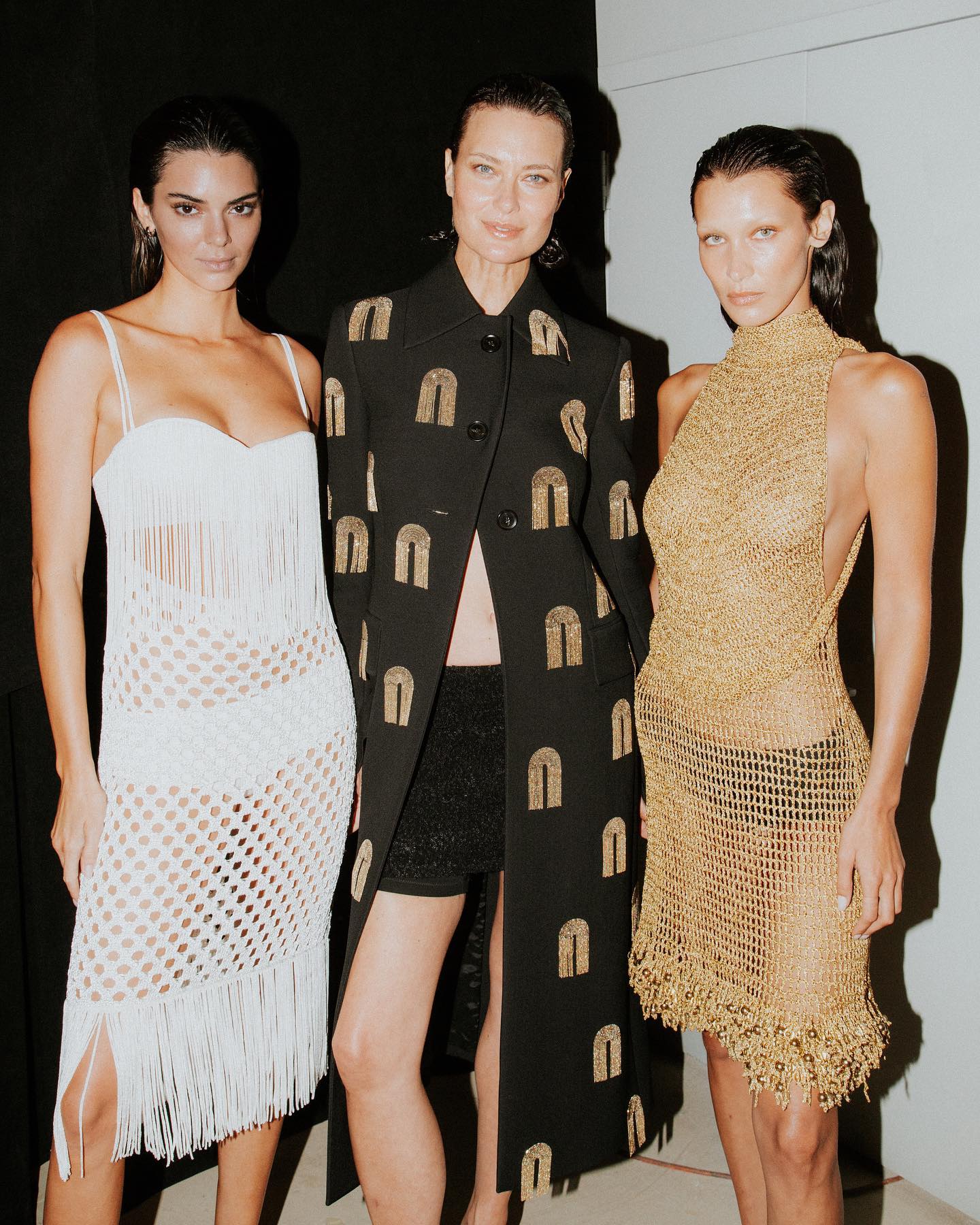 Com Bella Hadid e Alexandra Arnold
