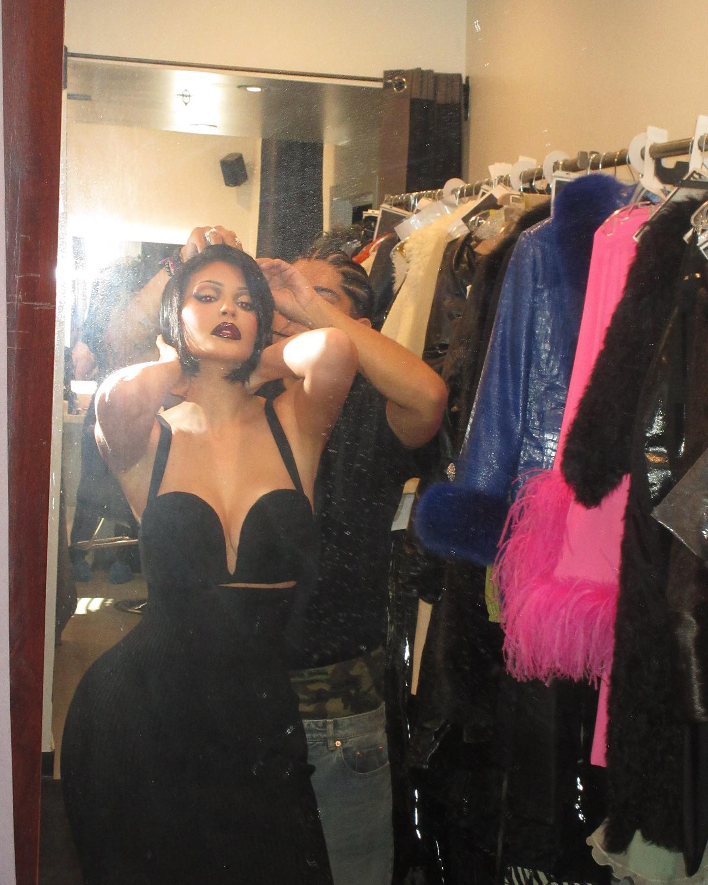 Access_Kardashian_002.jpg