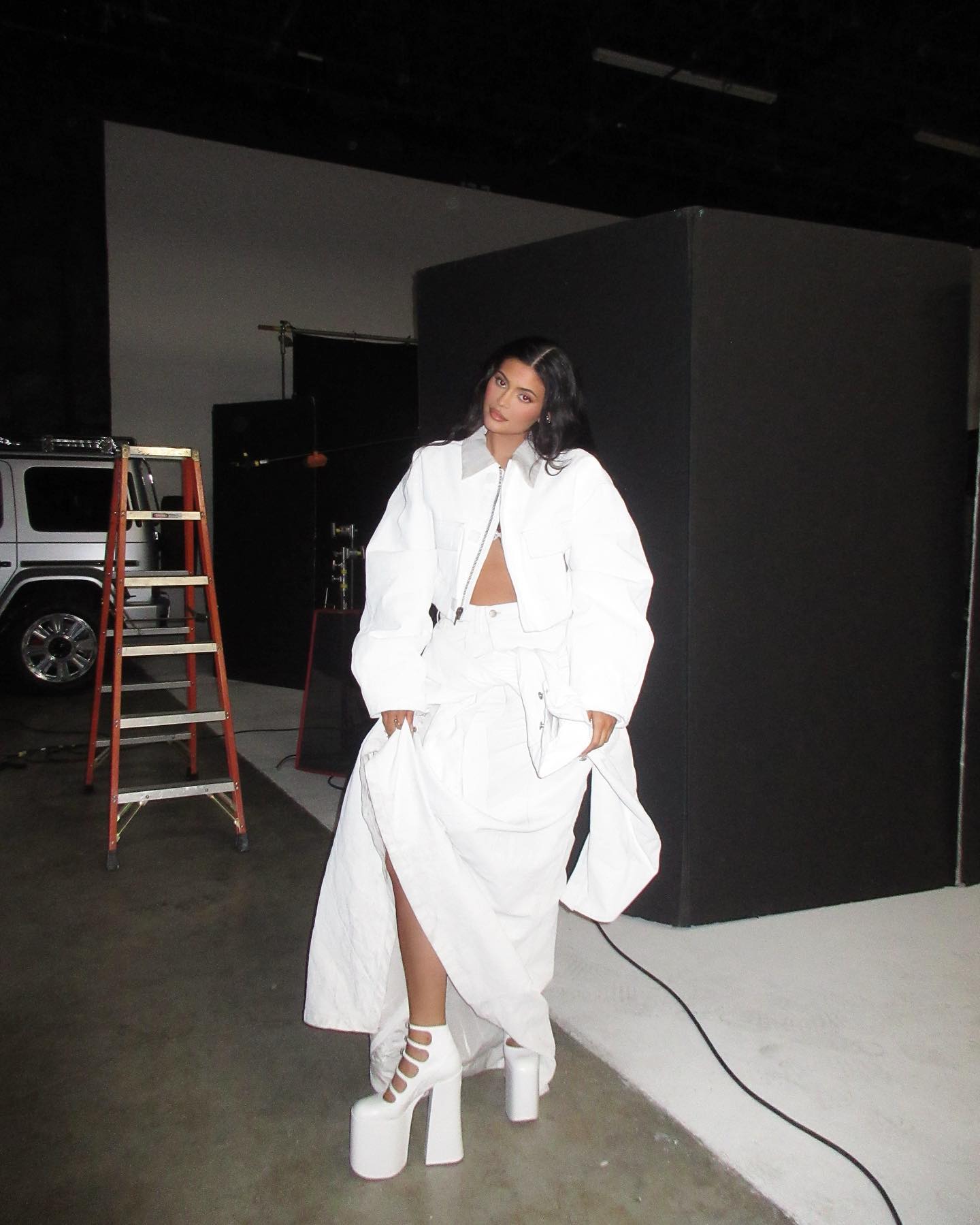 Access_Kardashian_004.jpg
