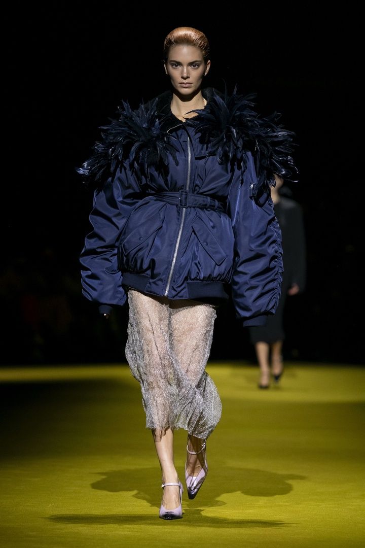 Access_Kardashian_003~0.jpg