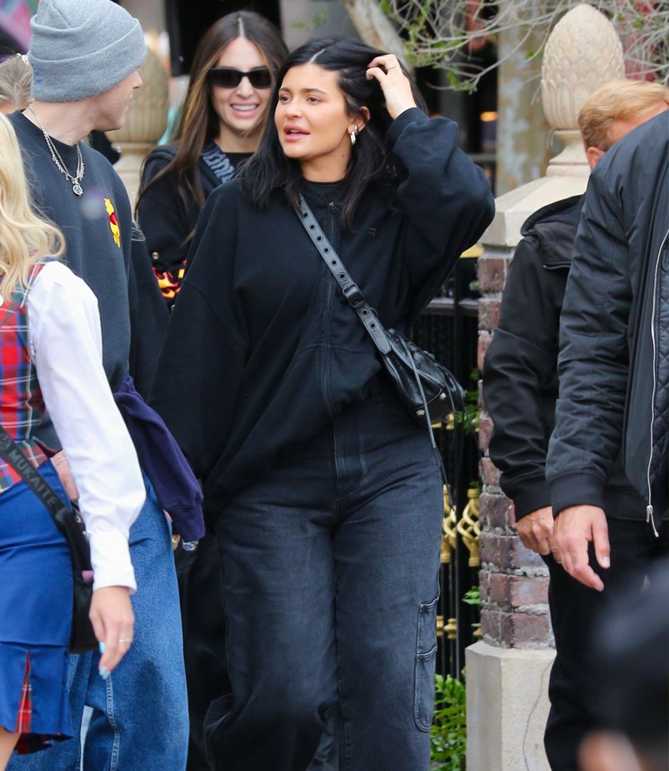 Access_Kardashian001.jpg