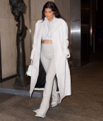 Access_Kardashian_002.jpg