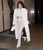 Access_Kardashian_004.jpg