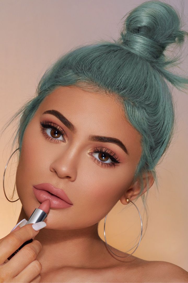 Access_Kardashian_003.jpg