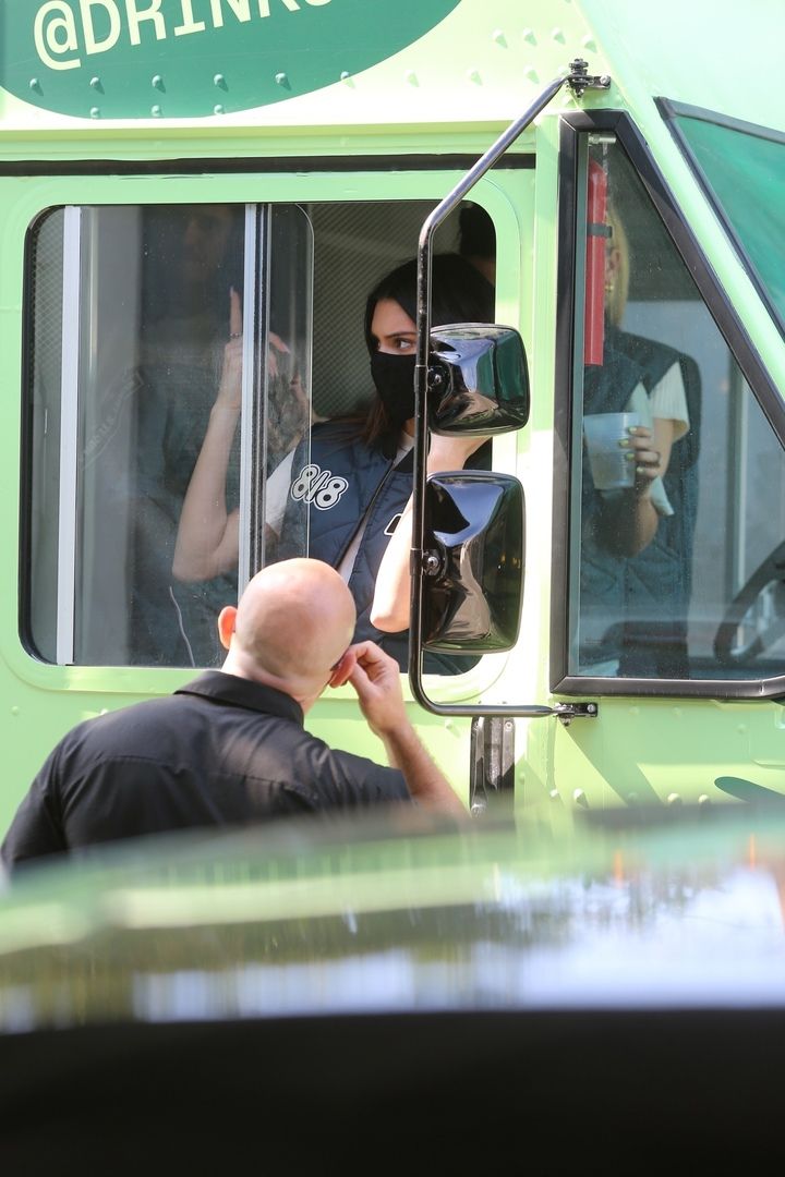 Access_Kardashian_001.jpg