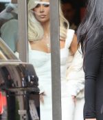 Access_Kardashian_08.jpg