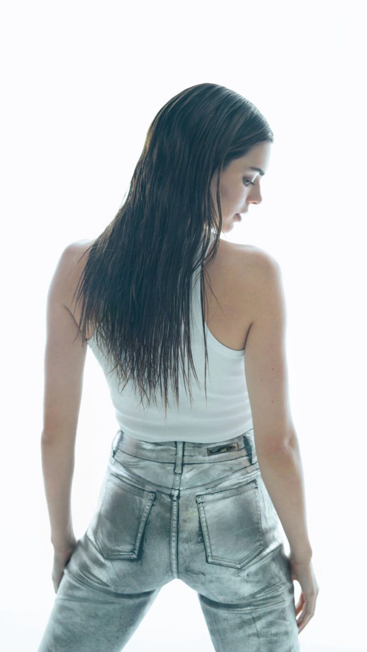 Access_Kardashian_004.jpg
