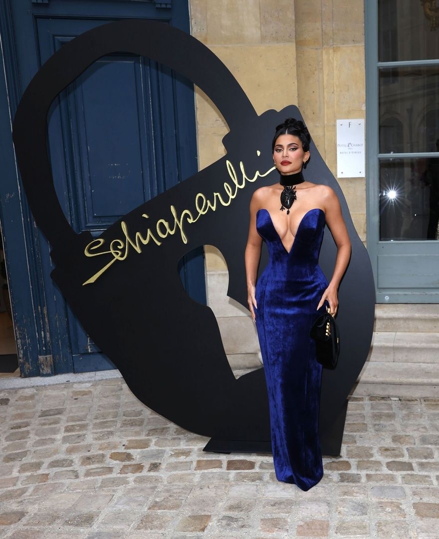 Access_Kardashian_004.jpg