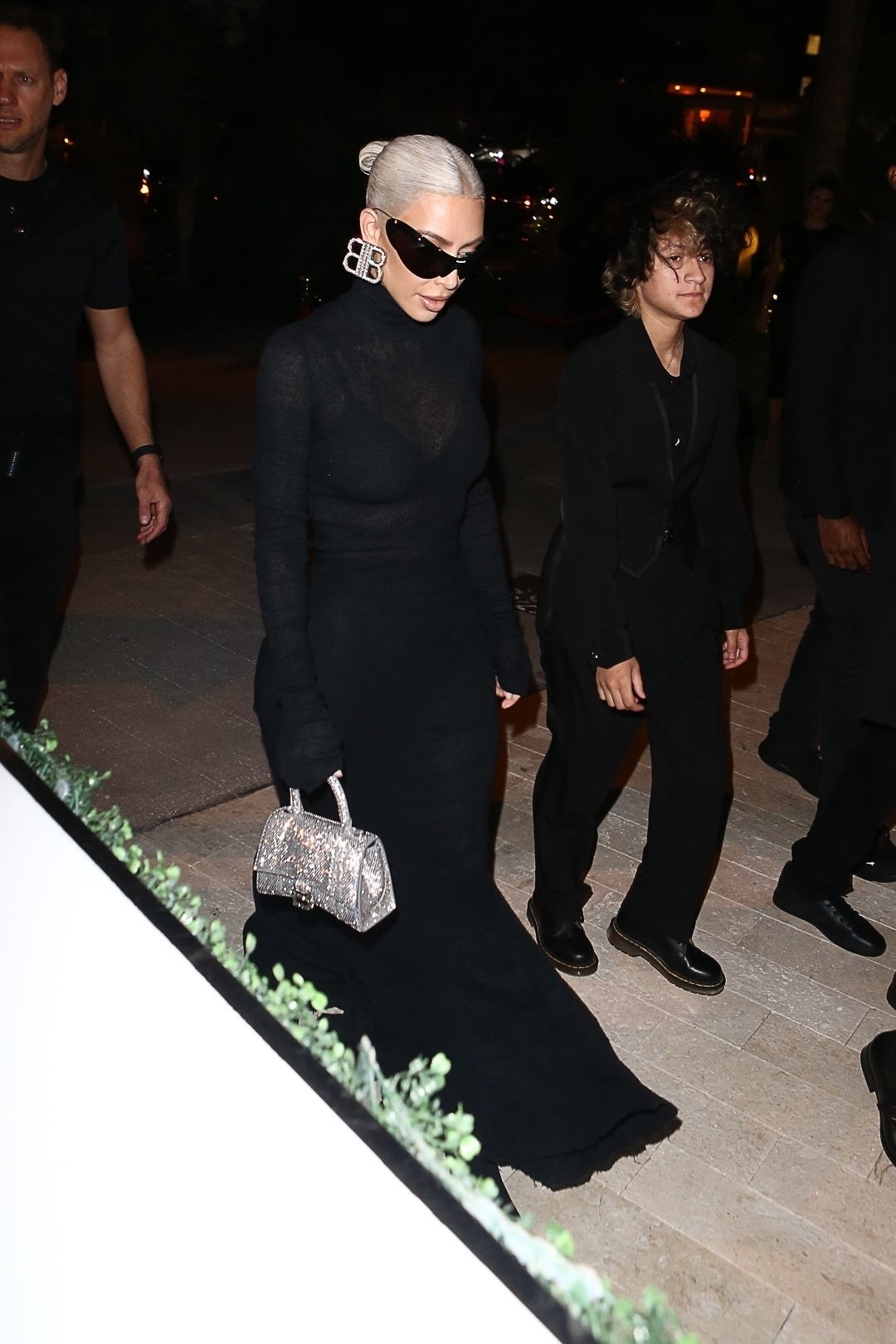 Access_Kardashian_003.jpg