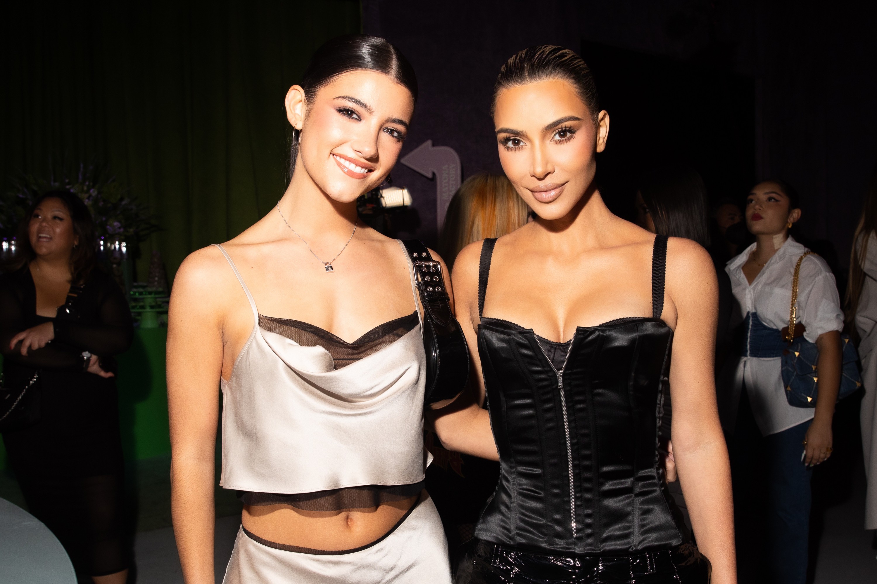 Access_Kardashian_003.jpg