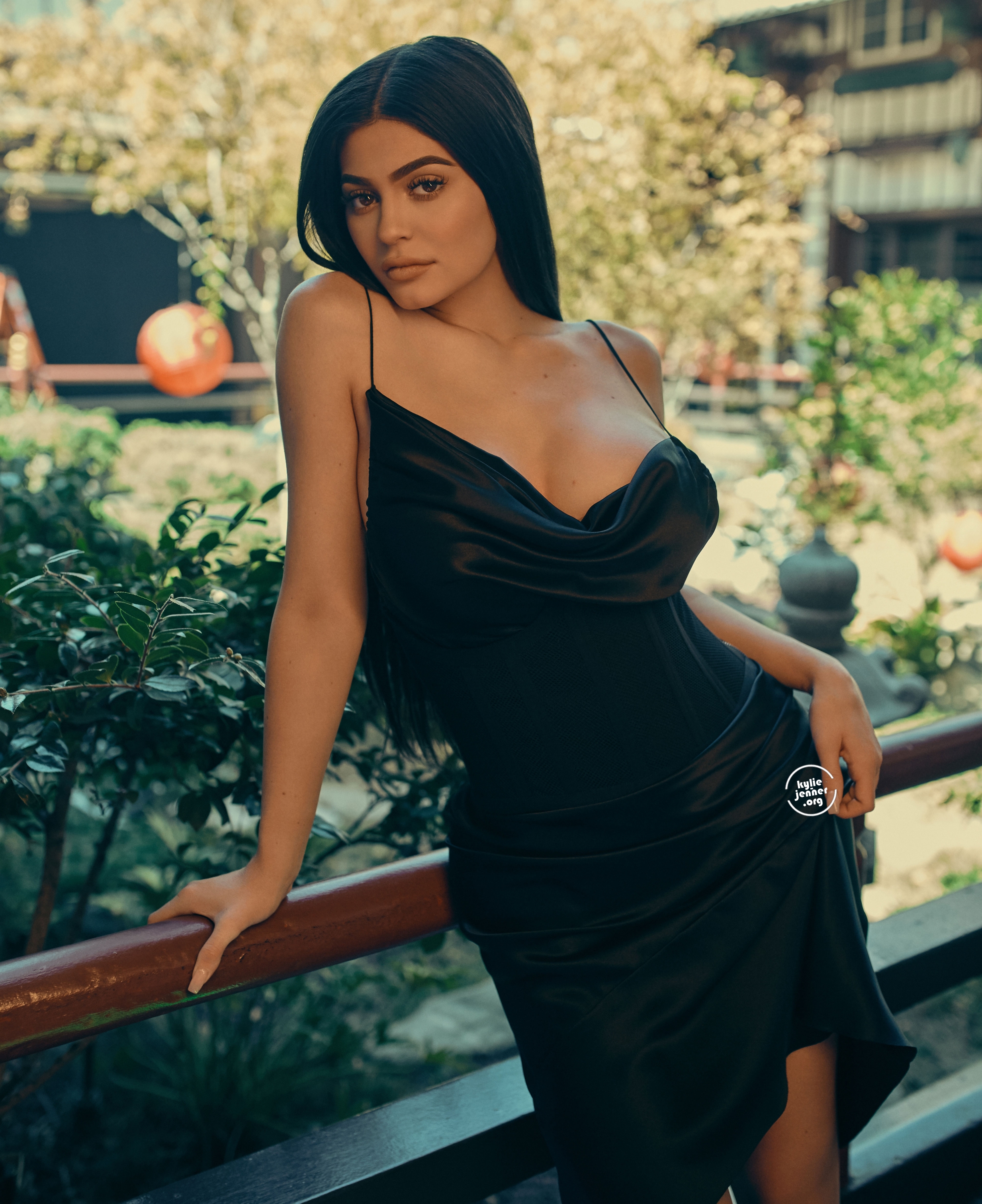 Access_Kardashian_010.jpg