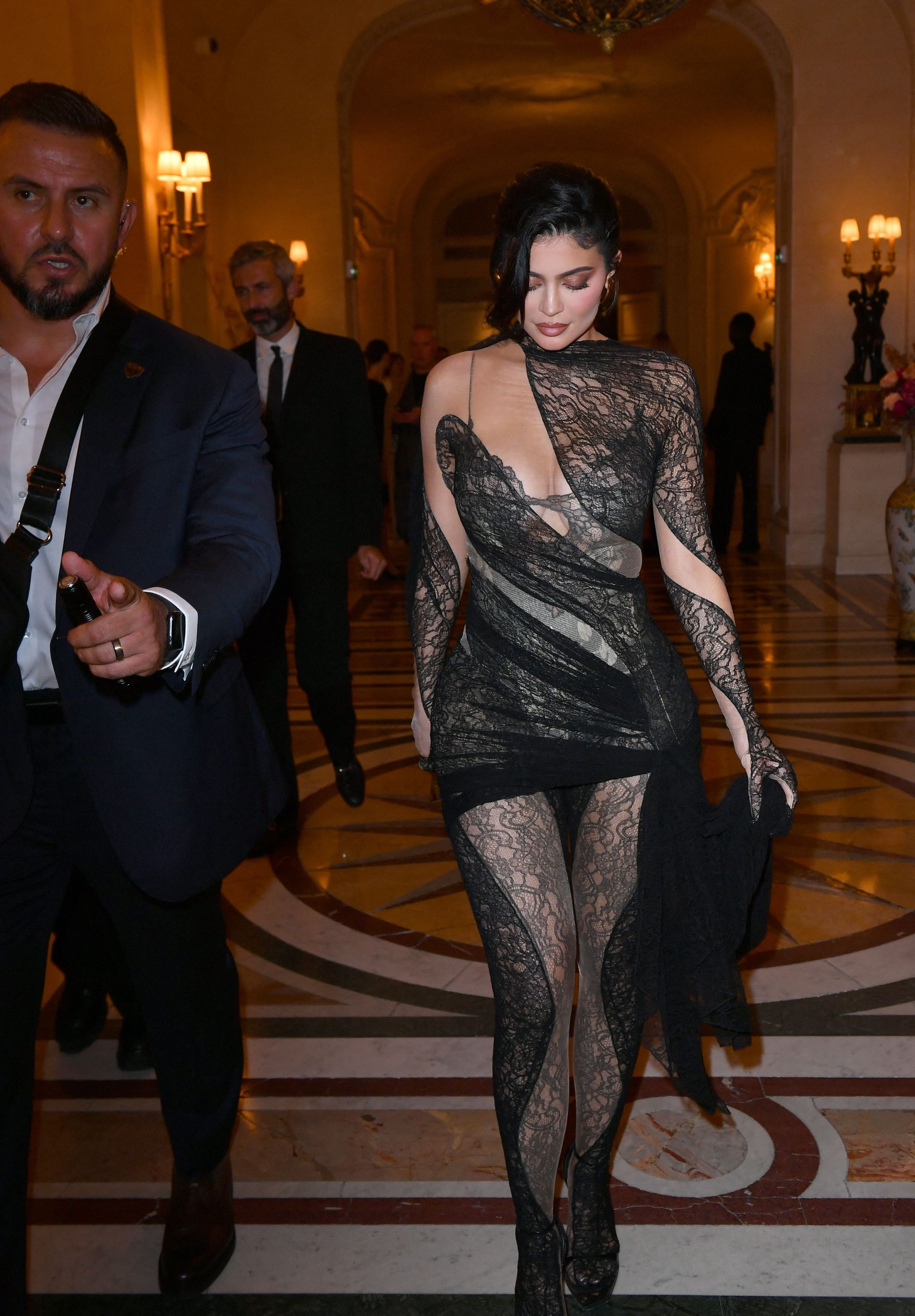 Access_Kardashian_024~0.jpg